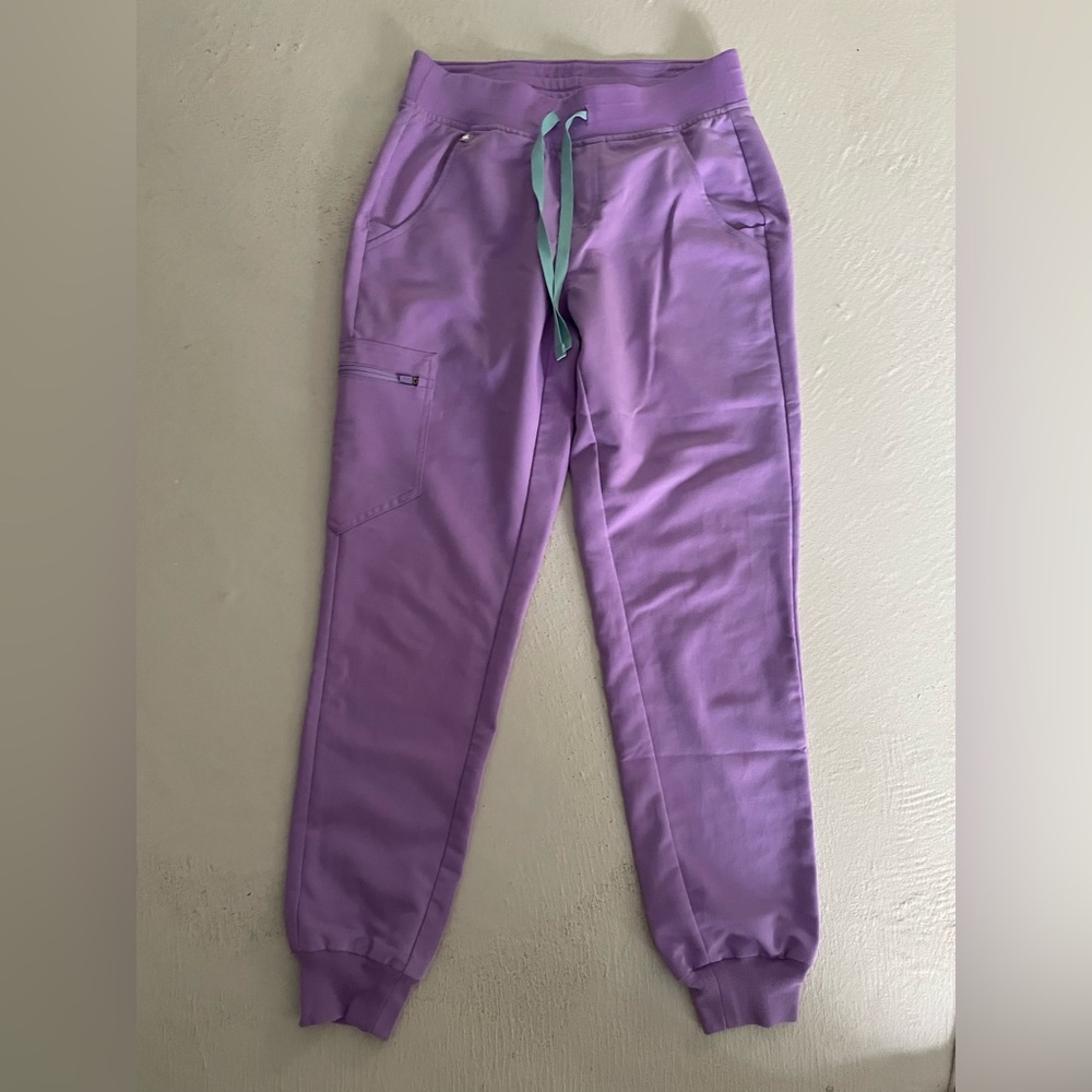Figs women’s scrubs Lilac Zamora Joggers XS